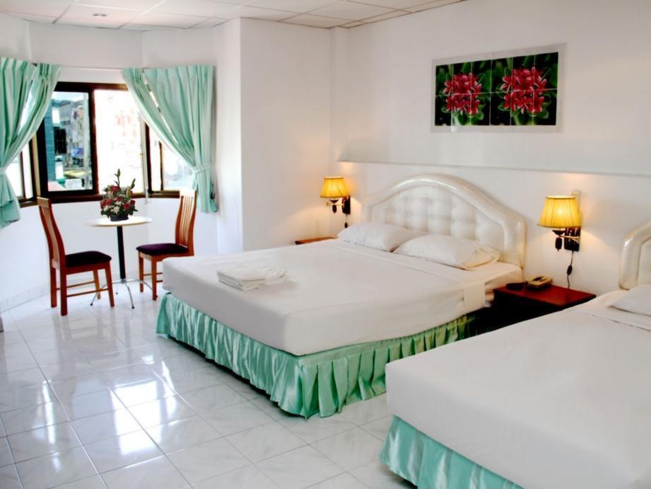Welcome Inn Hotel @ Karon Beach. Single Room From Only 500 Baht Пхукет Экстерьер фото