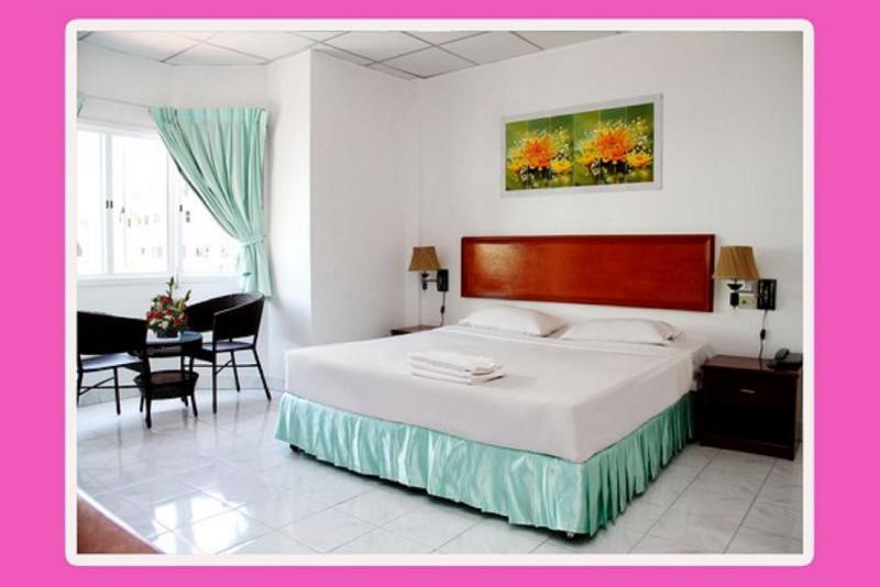 Welcome Inn Hotel @ Karon Beach. Single Room From Only 500 Baht Пхукет Экстерьер фото
